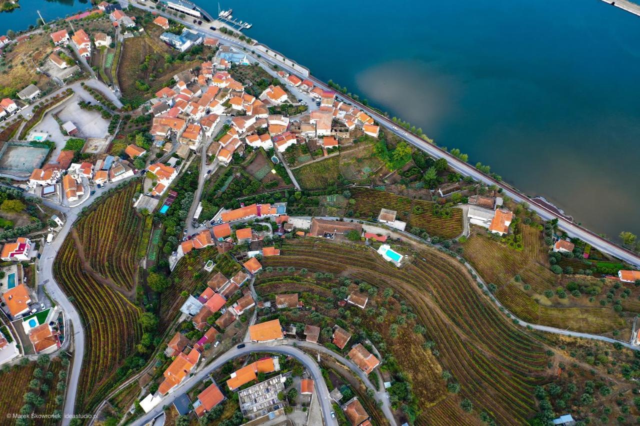 Отель Quinta Da Azenha Folgosa  Экстерьер фото